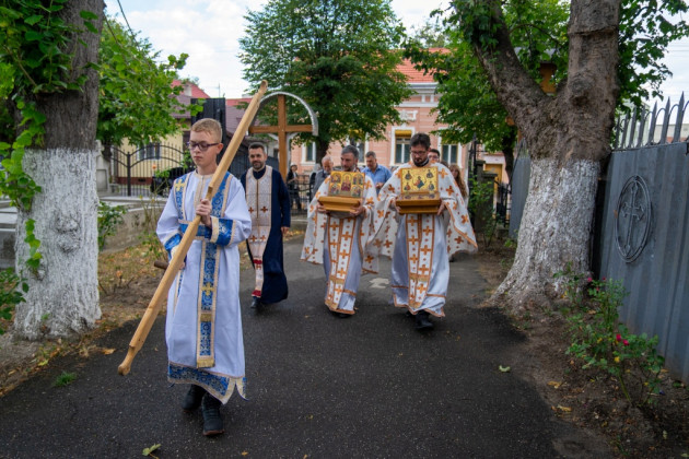 Sfinţii Familiei, la Făgăraş şi Victoria