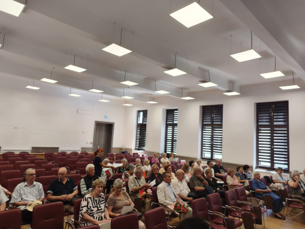 După 55 de ani, în liceul care acum e Colegiu