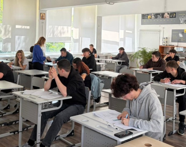 Firmele germane din Brașov: 12.000 de elevi riscă să-și piardă bursele tehnologice  