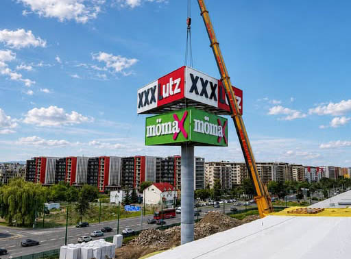 XXXLutz pregăteşte deschiderea la Braşov