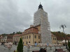 200 de saci cu excremente de porumbei, în turnul Casei Sfatului 