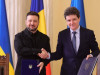 Lăsaţi să vorbească în română
