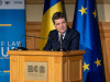 „A devenit extrem de ieftin să plăteşti o mie de voci”