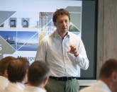 Milionarul belgian Jan Van Geet mai cumpără pământ la Ghimbav: 4,4 hectare, la 2,2 milioane de euro şi planifică alte achiziţii