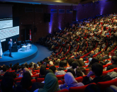 NurseUp, la Braşov: Universitatea „Transilvania”, gazdă a primului congres internaţional al asistenţilor medicali generalişti