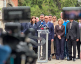 Şedinţă tensionată în PNL. Veştea: partidul riscă soarta PNŢCD 