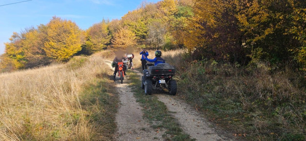 50 de „motoare” în pădurile din Braşov, Zărneşti, Bran, Predeal, Râşnov, Vama Buzăului şi Sâmbata 