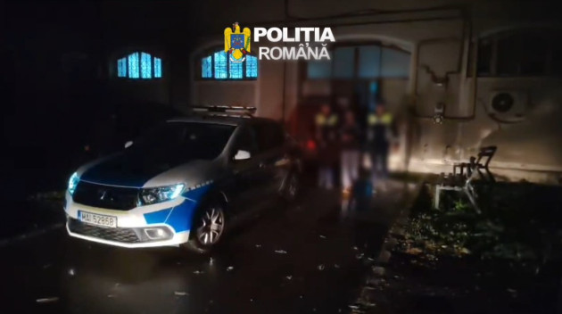 Cu „nepoftitul” la uşă, i-a chemat Poliţia pentru „primire”