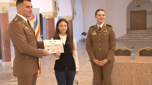Au dat „Bacalaureatul Armatei” la istorie
