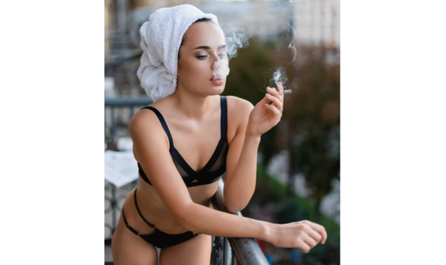 E interzis fumatul pe balcon?
