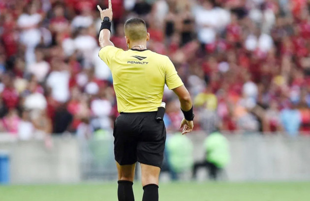 AJF Braşov organizează un nou curs gratuit pentru viitorii arbitri de fotbal