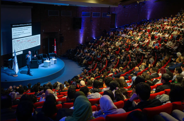 NurseUp, la Braşov: Universitatea „Transilvania”, gazdă a primului congres internaţional al asistenţilor medicali generalişti