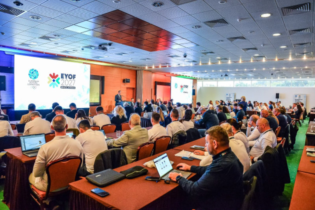 Specialiştii Primăriei Braşov şi voluntarii FOTE 2027, instruiţi printr-o platformă online