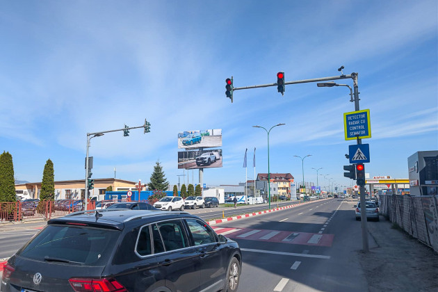 Semafoarele cu radar din Braşov, preluate deja la Iaşi şi Galaţi