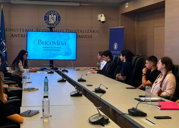 „Sunt malefice”. În gura lumii, șefele de cabinet ale brașoveanului Irineu Darău