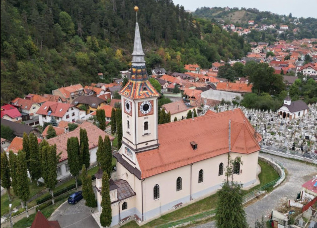 Lista locurilor de veci ai căror concesionari nu au plătit contribuţia/ taxa pentru menţinerea corespunzătoare a cimitirului parohial al bisericii Sfânta Treime Tocile din Braşov, pe o perioadă mai mare de 7 ani consecutivi