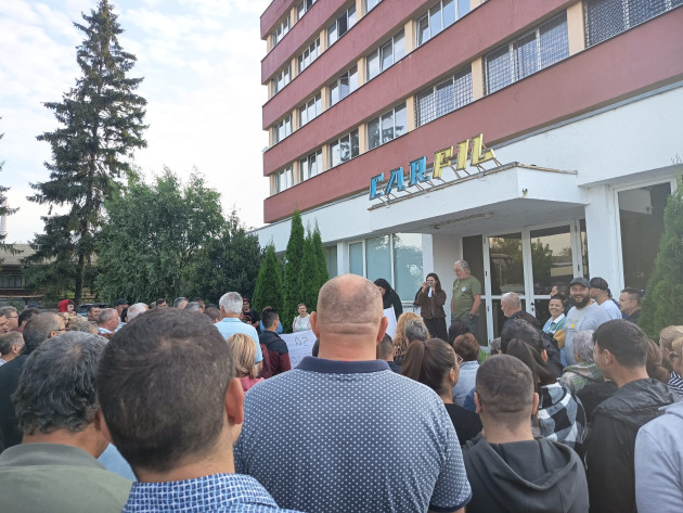 Succes după proteste: Vin comenzile la Carfil Braşov