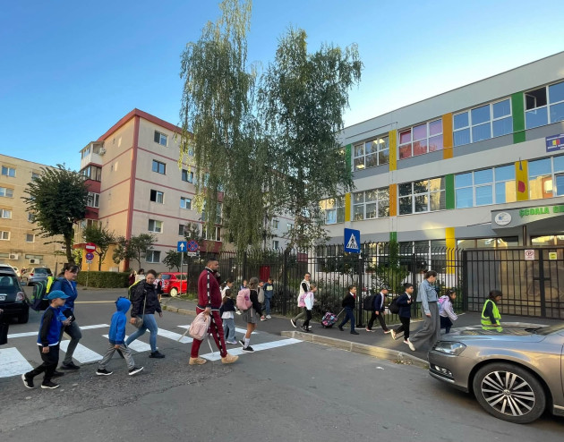 „Şcoală de la 8 la 17”, finanţată de stat
