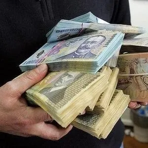 Limitarea plăţilor cash, aprobată de guvern