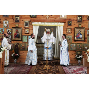 Biserica din Lunca Câlnicului  a fost sfinţită