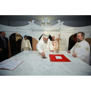 IPS Laurenţiu a liturghisit la Braşov în a doua zi de Paşti